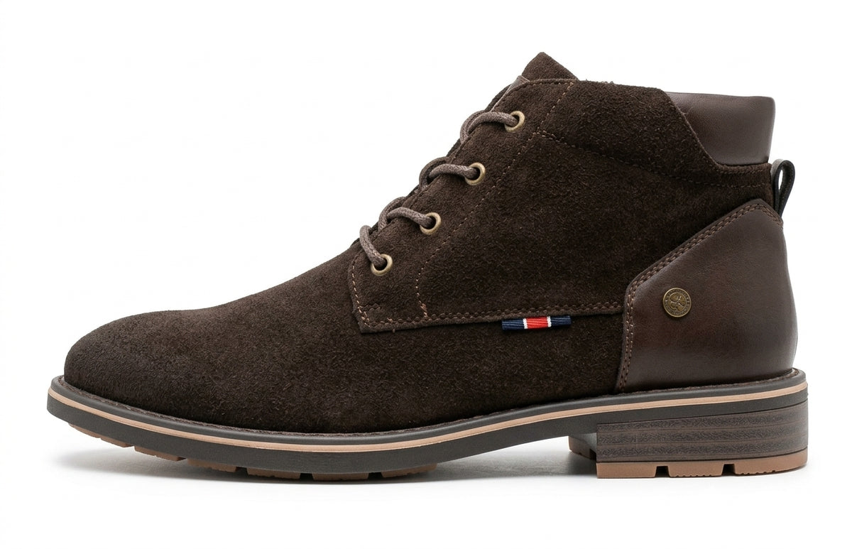Botín de Hombre XTI en Serraje Marrón Chocolate con Cordones