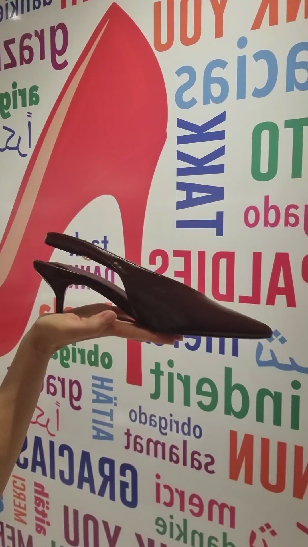 Zapato Destalonado de Charol Rojo Burdeos con Tacón Sensato (Slingback)